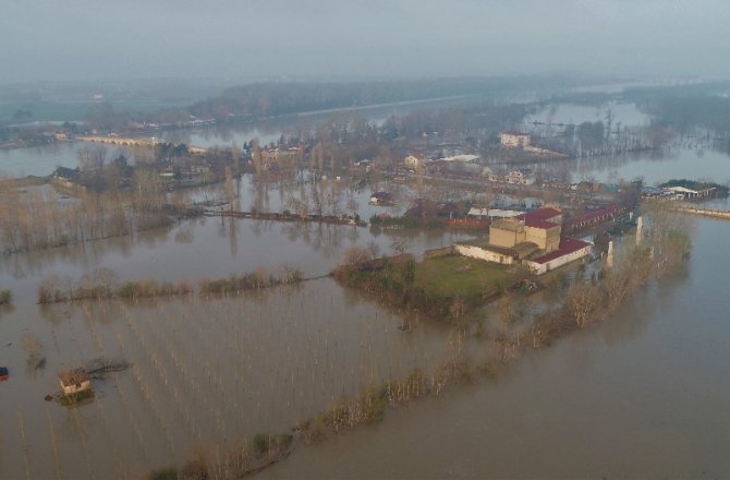 ’TAŞKIN KABUSU’ HAVADAN GÖRÜNTÜLENDİ