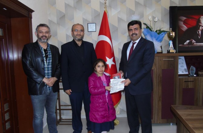 YAHYA KEMAL´DEN YİNE BİRİNCİLİK, YENİ BİRİNCİLİK