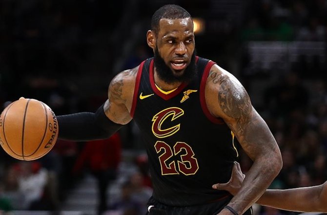 LEBRON JAMES JORDAN'I YAKALADI