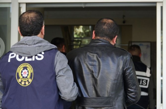 4 İLDE FETÖ SORUŞTURMASI: 25 GÖZALTI KARARI