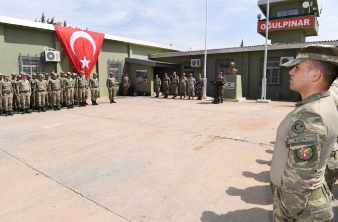 AKAR BİRLİKLERİ DENETLEDİ