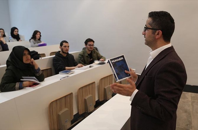 'MUHABİR' DERS KİTABI OLDU