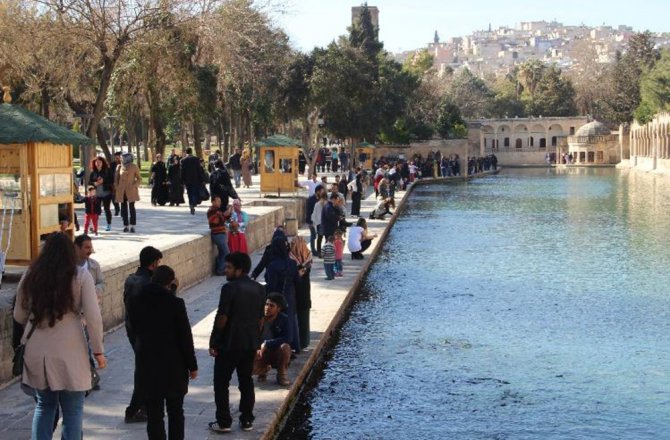 İNTERNETE İLAN VERİP BALIKLIGÖL’Ü SATILIĞA ÇIKARTTI