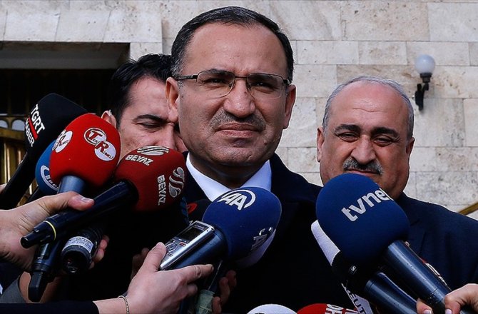 'MİT TERÖRLE MÜCADELEDE GÖREVİNİ BAŞARIYLA YERİNE GETİRİYOR'