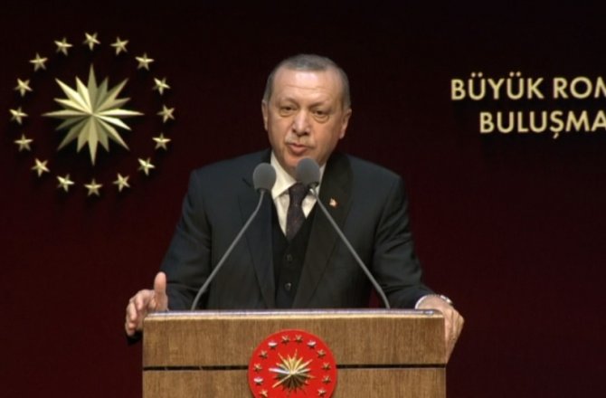 ROMANLAR CUMHURBAŞKANLIĞI KÜLLİYESİNDE