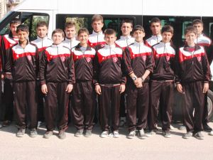 Denizli Belediyesporlu Hentbolcular Grup Birinciliğini Hedefliyor