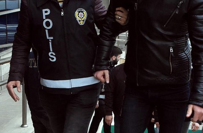 ÇANAKKALE'DE FETÖ OPERASYONU: 13 RÜTBELİ ASKER GÖZALTINA ALINDI