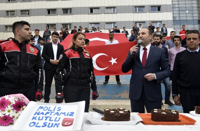 "KAVGA VAR” DİYE ÇAĞIRDIKLARI POLİSLERE SÜRPRİZ