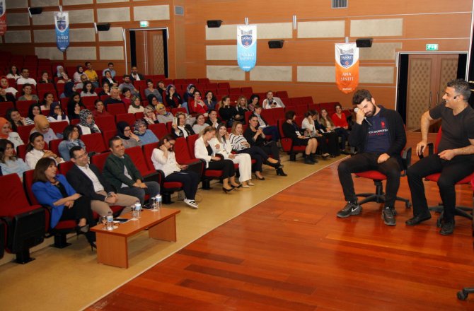 SANKO OKULLARINDA DİJİTAL EBEVEYNLİK ETKİNLİĞİ