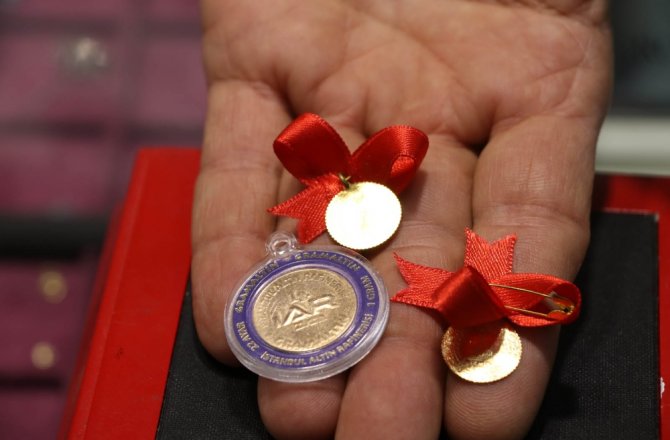 DÜĞÜNLERDE YARIM GRAM ALTIN DÖNEMİ