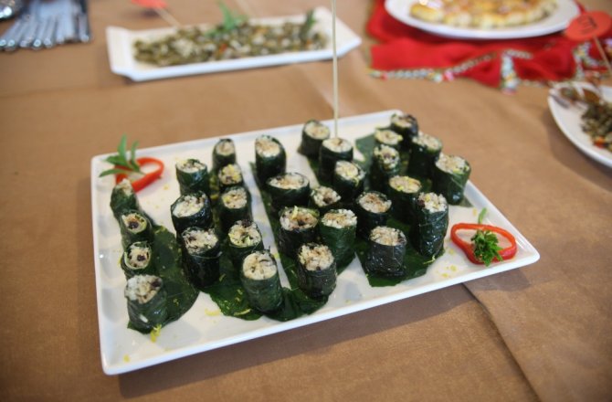 BALIKLI ÇİĞ PANCAR SARMASI SUŞİYE RAKİP OLDU