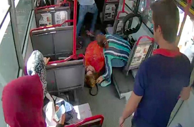 MİNİBÜSTE CAN PAZARI KAMERADA