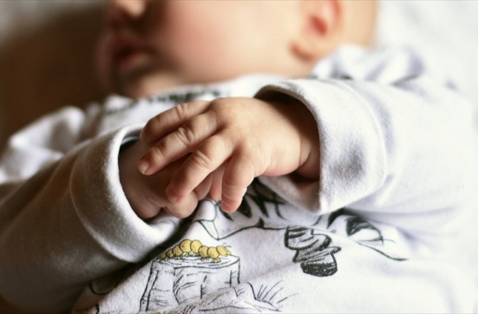 TÜRKİYE'DE 'MİKROÇİP' İLE 10 BİN BEBEK DOĞDU
