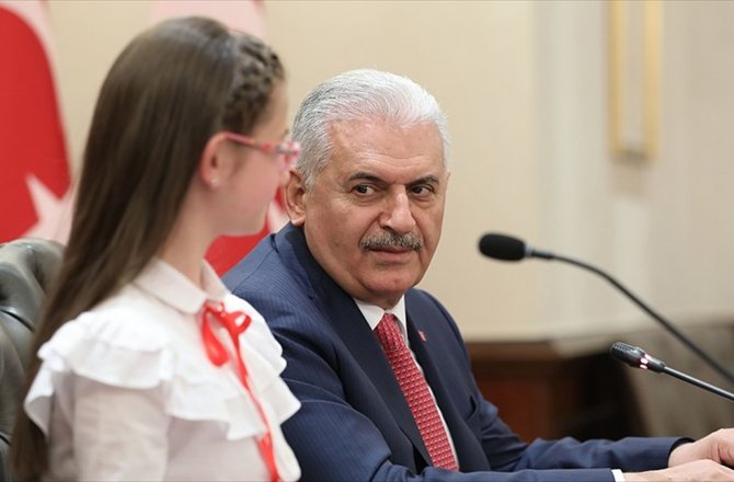 BAŞBAKAN YILDIRIM: ÇOCUKLARIMIZ İÇİN BAKANLARIMIZ VAR GÜCÜYLE ÇALIŞIYOR