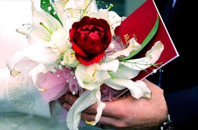 DAMADIN CEVABIYLA İPTAL OLAN NİKAHI BELEDİYE BAŞKANI KIYACAK