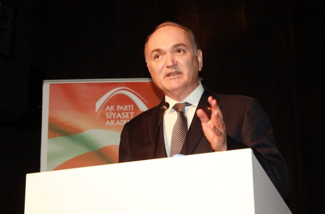 TÜRKİYE ANTARKTİKA’DA BİLİM ÜSSÜ KURACAK