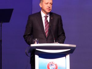 Başbakan Erdoğan, Uefa Kongresinde Konuştu