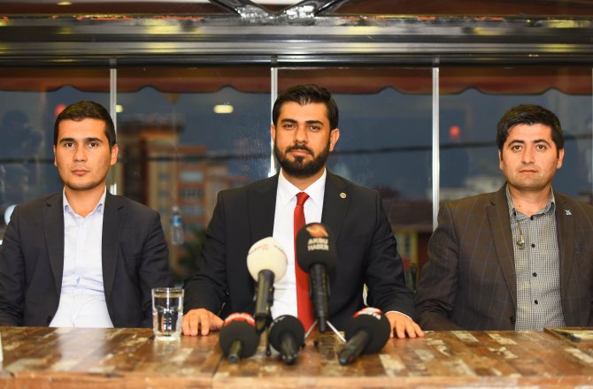 DEMİRDÖĞEN: HİZMET YOLUNDA DURMADAN KOŞACAĞIZ