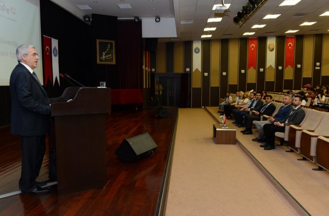 KSÜ’DE BİLGİ GÜVENLİĞİ FARKINDALIK EĞİTİMİ VERİLDİ