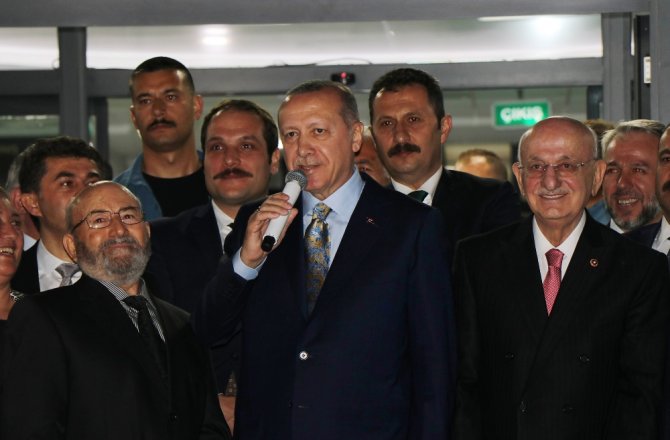 ERDOĞAN VE YILDIRIM OKUL AÇILIŞINA KATILDI