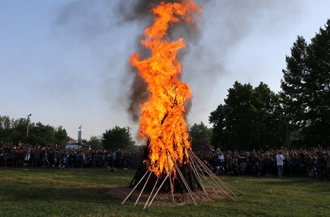 KAKAVA ATEŞİ YANDI