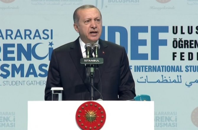ERDOĞAN’DAN YABANCI ÖĞRENCİLERE MÜJDE