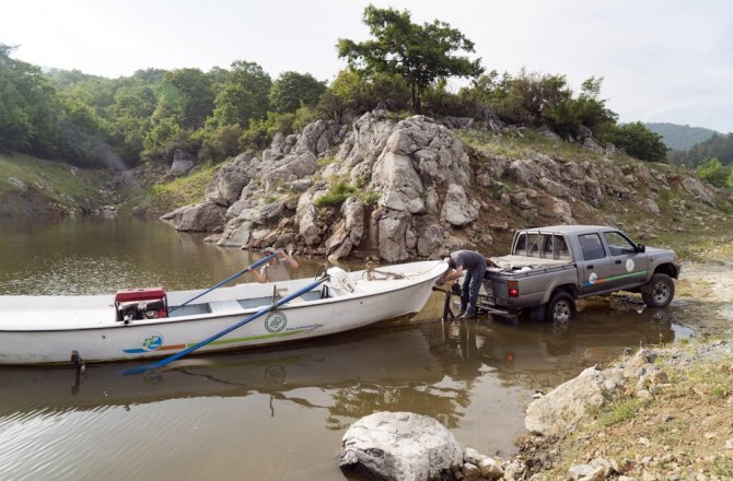 KAÇAK AVLANANLAR DRONE İLE YAKALANDI