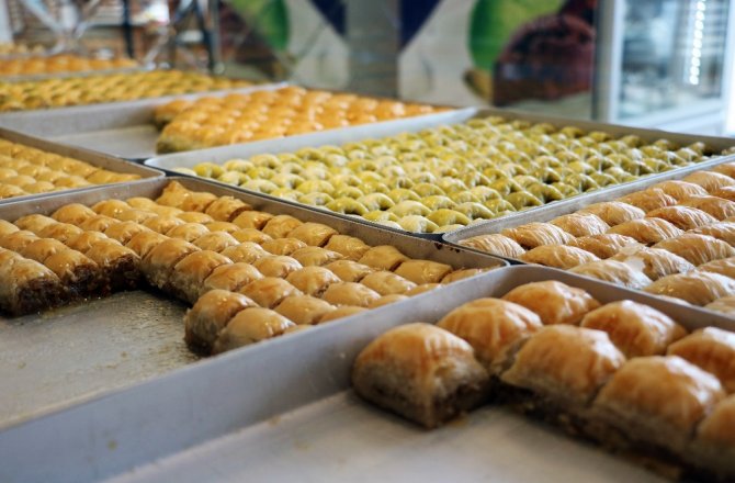 KALİTESİZ TATLI SAĞLIĞIN DA DÜŞMANI