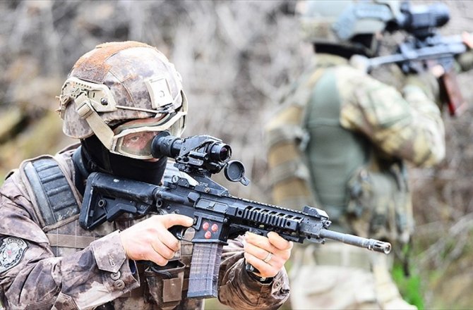 BİR HAFTADA 21 TERÖRİST ETKİSİZ HALE GETİRİLDİ