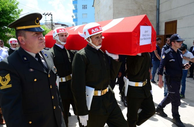 ŞEHİT ASTEĞMEN USLU SON YOLCULUĞUNA UĞURLANDI