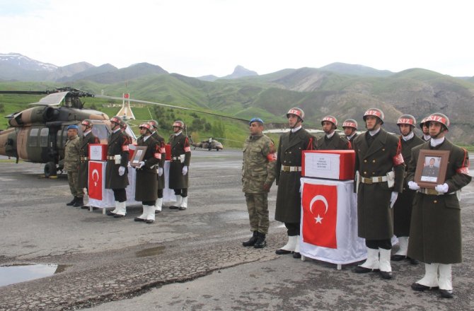 ŞEHİTLER MEMLEKETLERİNE UĞURLANDI