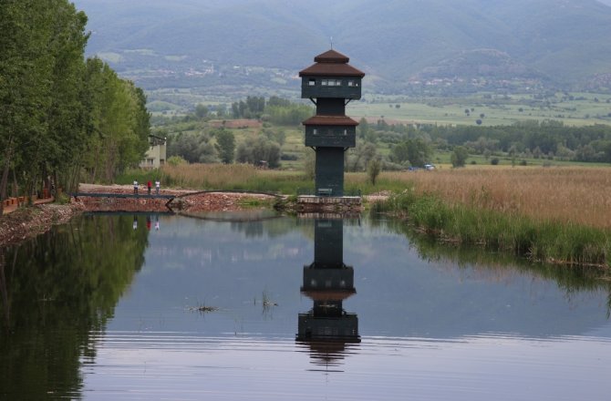 KUŞ CENNETİ DOĞA MANZARASI İLE HAYRAN BIRAKIYOR