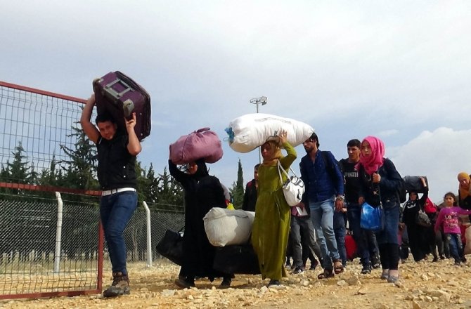 18 BİN SURİYELİ BAYRAM İÇİN ÜLKESİNE GİTTİ