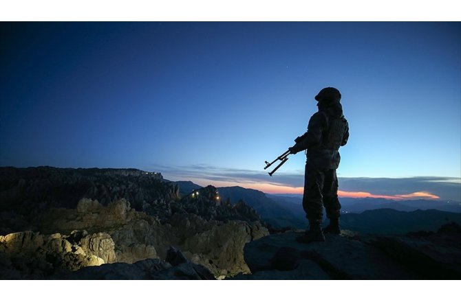 Bir haftada gri listedeki 3 terörist etkisiz hale getirildi