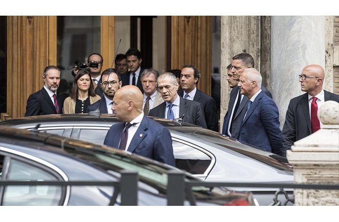 İtalya’da siyasi kriz derinleşiyor