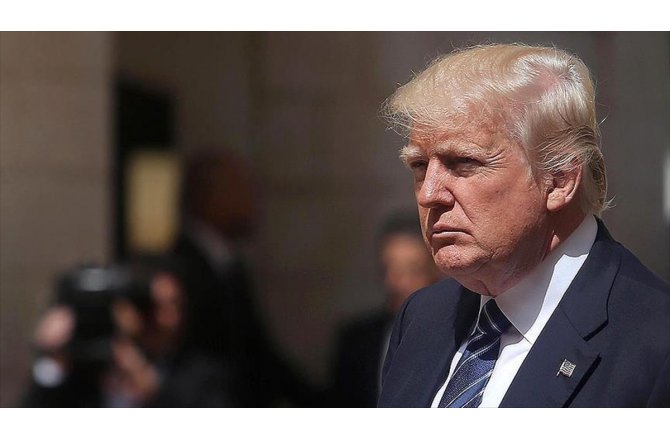 Trump, Sessions'ı seçmekten pişman