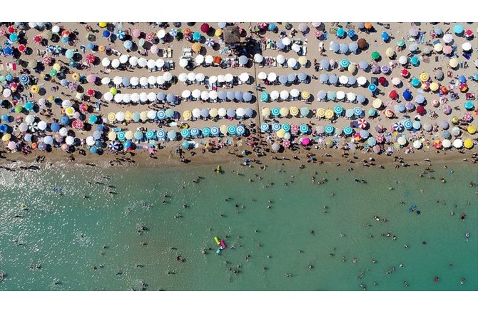 Turist sayısında rekor sürüyor