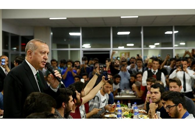 Erdoğan'ın gençlerle sahuru izleyici rekoru kırdı