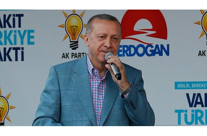 Cumhurbaşkanı Erdoğan: Kendi projelerimizle yarışıyoruz