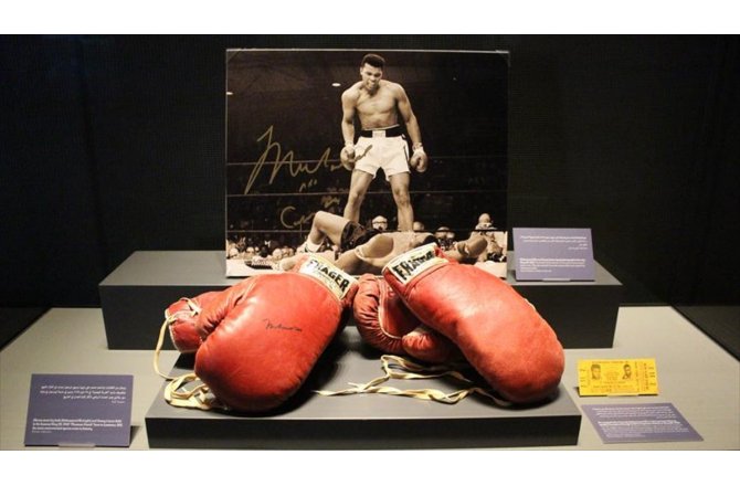 Muhammed Ali ölümünün 2. yıl dönümünde anılıyor