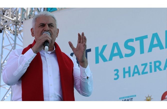 Başbakan Yıldırım: FETÖ'nün en sevmediği kuruluşu kapatmayı vadediyorlar