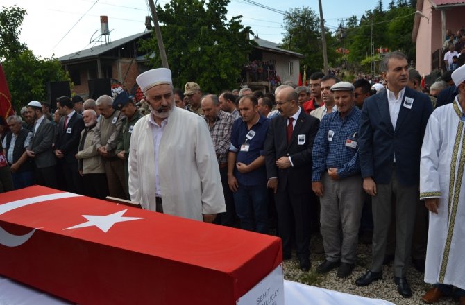 KUZEY IRAK ŞEHİDİ SON YOLCULUĞUNA UĞURLANDI
