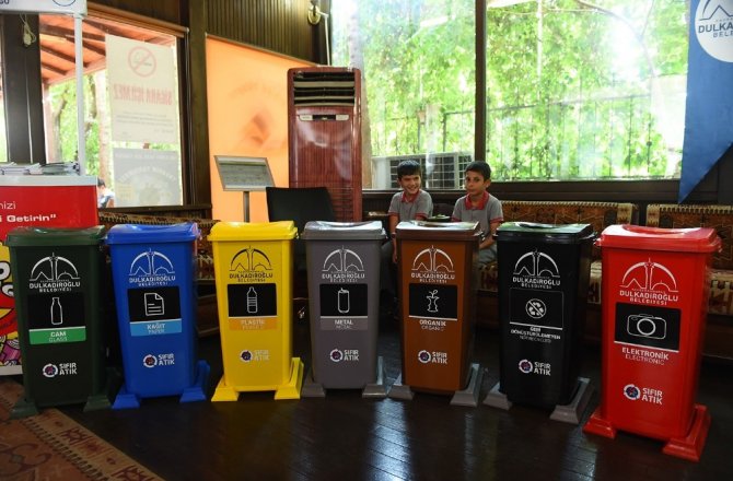 ÖĞRENCİLERİN ENERJİSİ ÇEVREYİ TEMİZ TUTUYOR