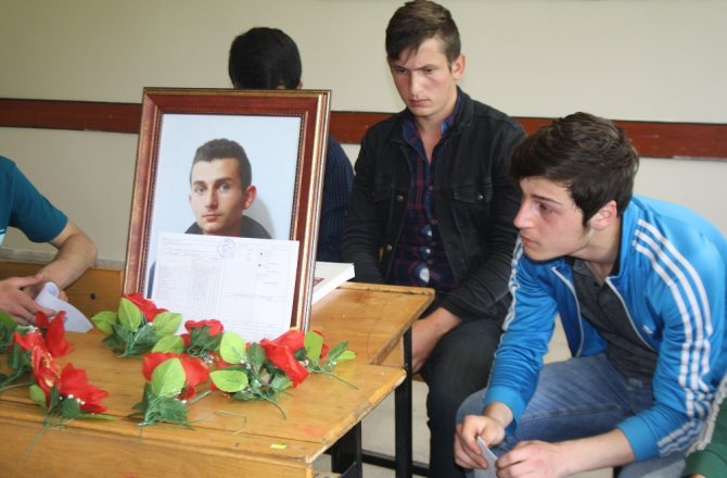 KARNEYE YAZILAN EN ACI NOT