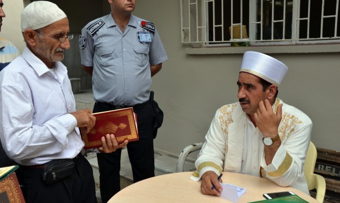 Mezarlıkta sahte hoca önlemi