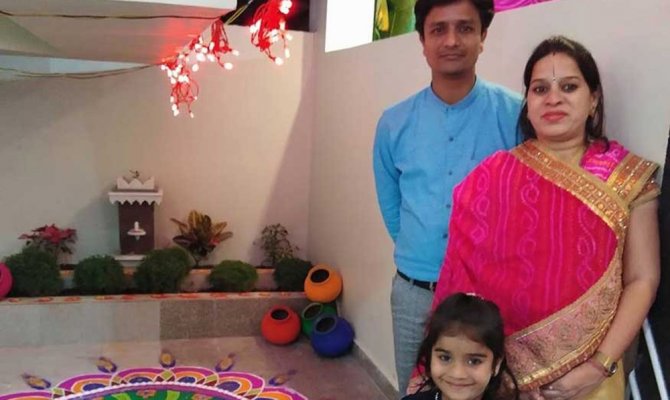 Bebeğe isim koymak için seçim sandıkları kuruldu