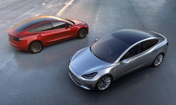 Tesla eski çalışanına dava açtı