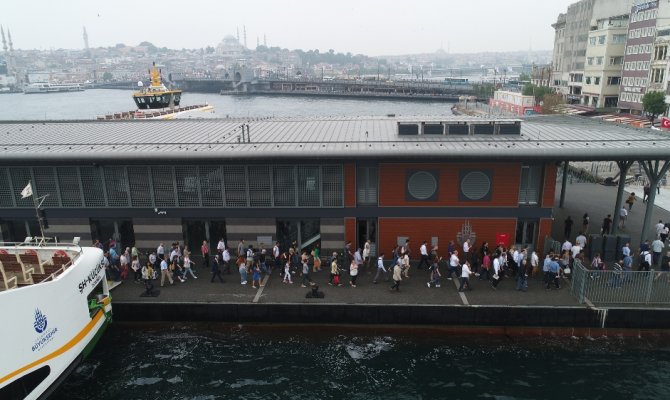 Hizmete başlayan Karaköy İskelesi havadan görüntülendi