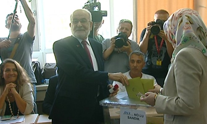 Karamollaoğlu oyunu Çankaya’da kullandı