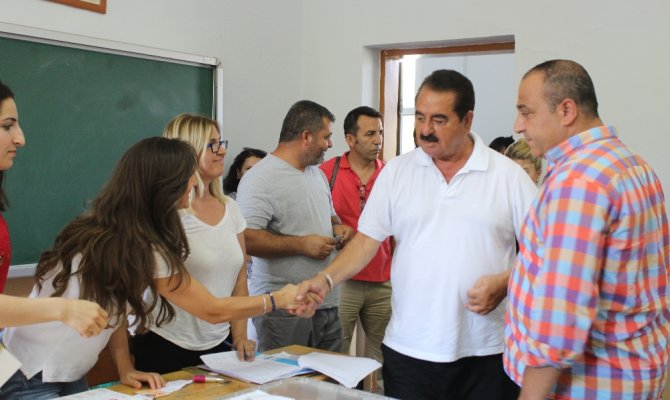 Tatlıses: Ben gönüllerin vekiliyim